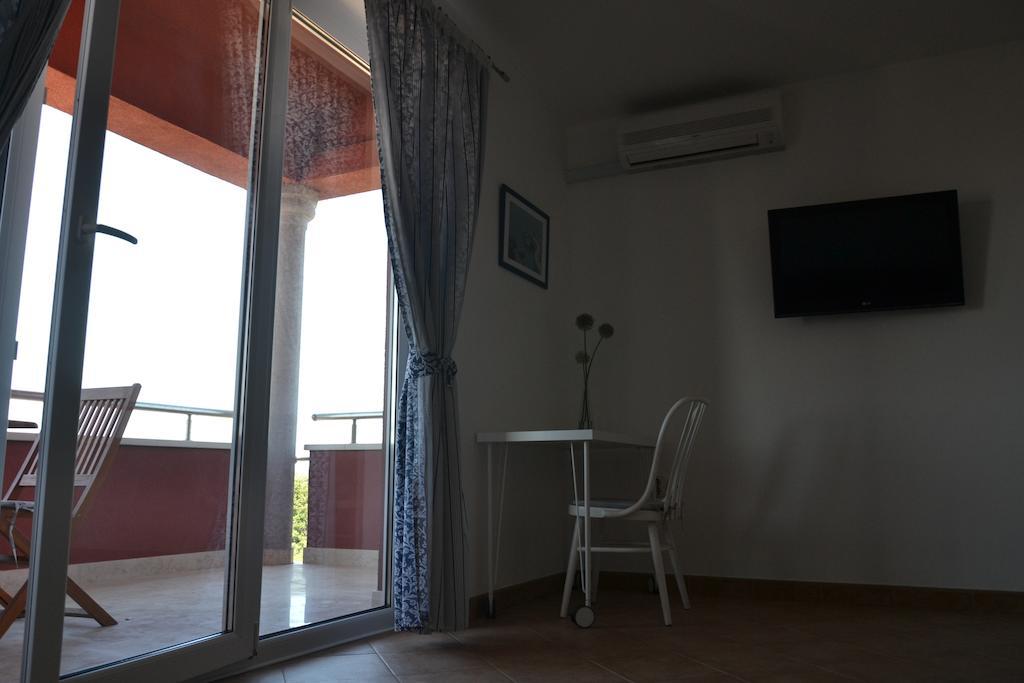 Apartments Roza Medulin Rom bilde